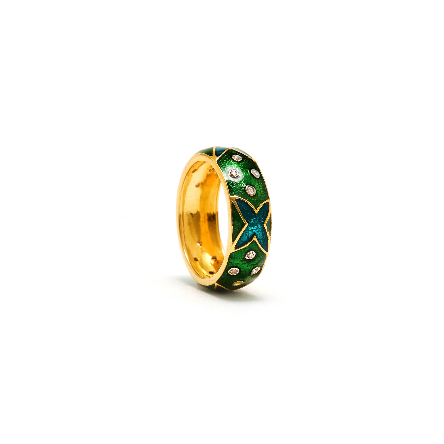 Jaipur Atelier Emerald Enamel Curvee Diamond Band