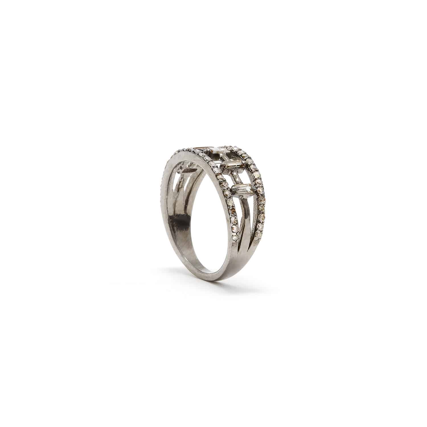 Jaipur Atelier Grey Diamond Baguette Band