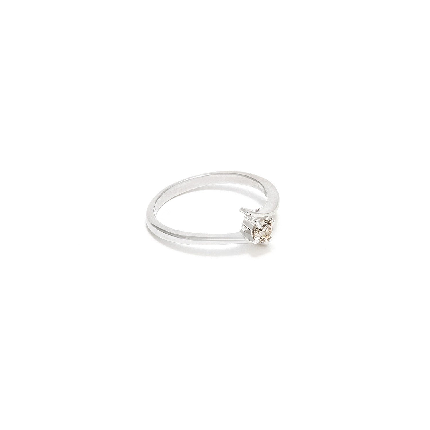 Petit Jai White Diamond Suspension Ring