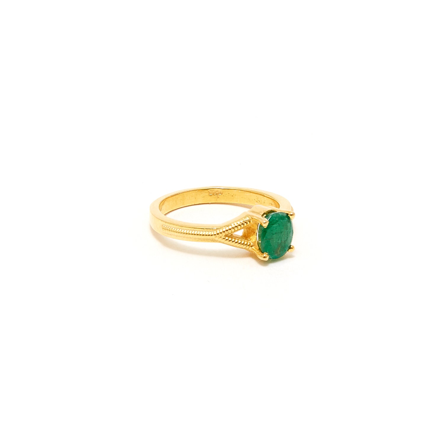 Petit Jai Emerald Seven Ring