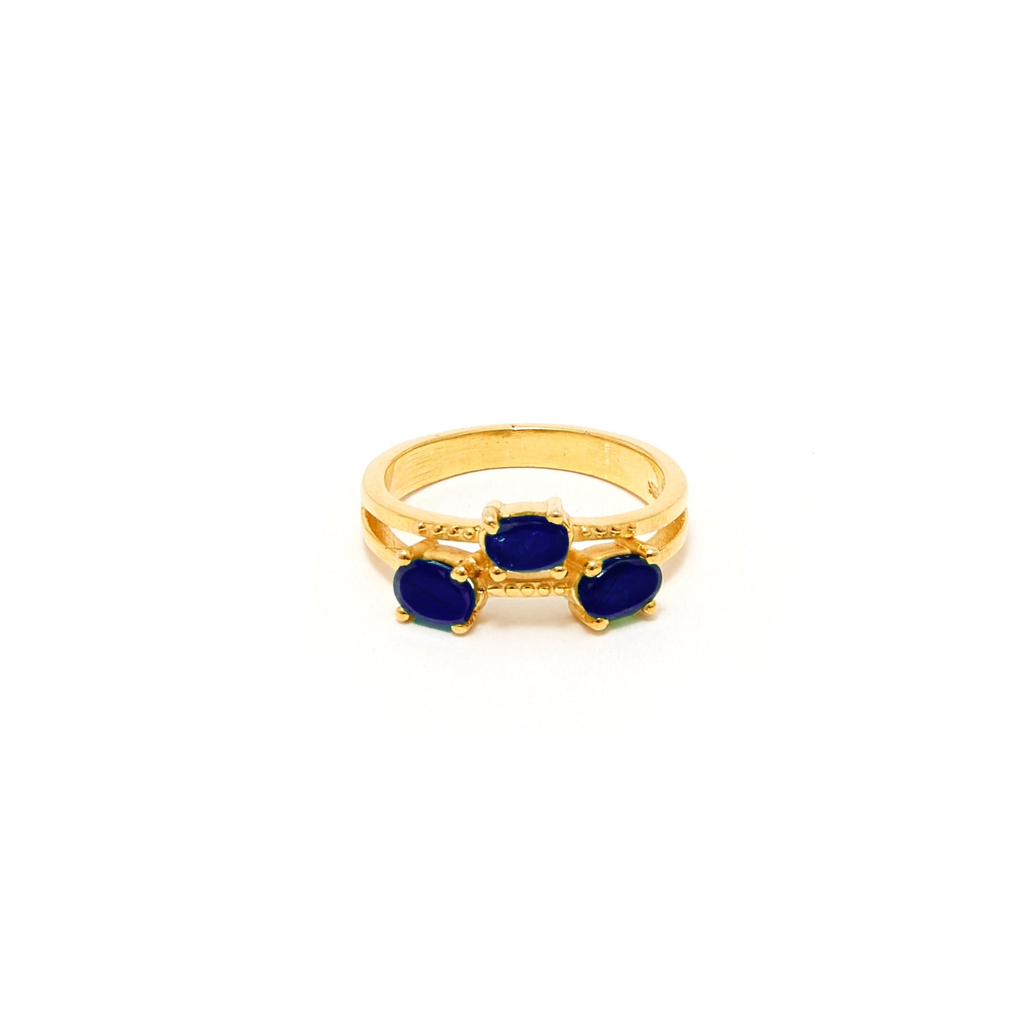 Petit Jai Sapphire Three Ring