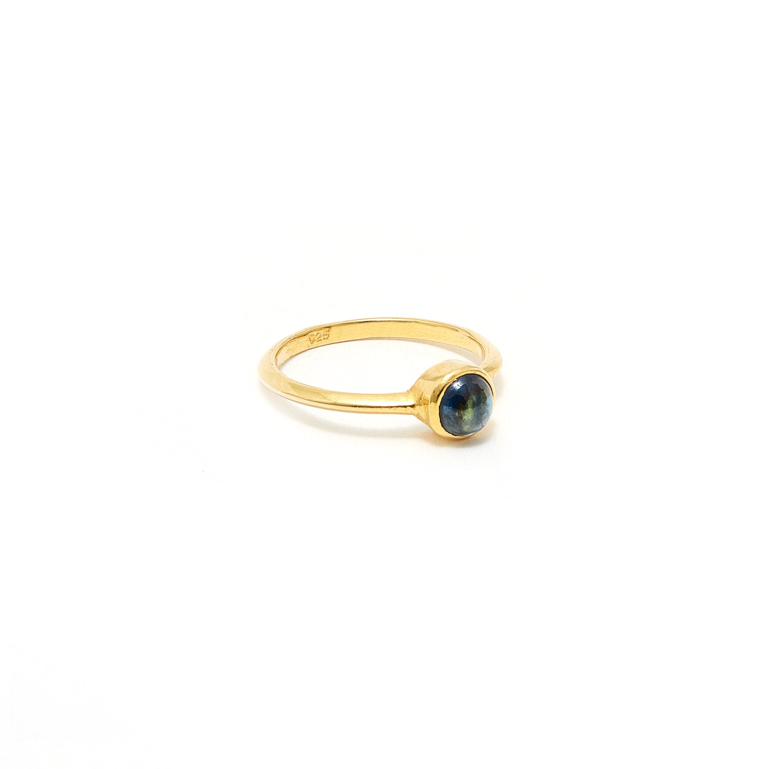 Petit Jai Sapphire Eight Ring